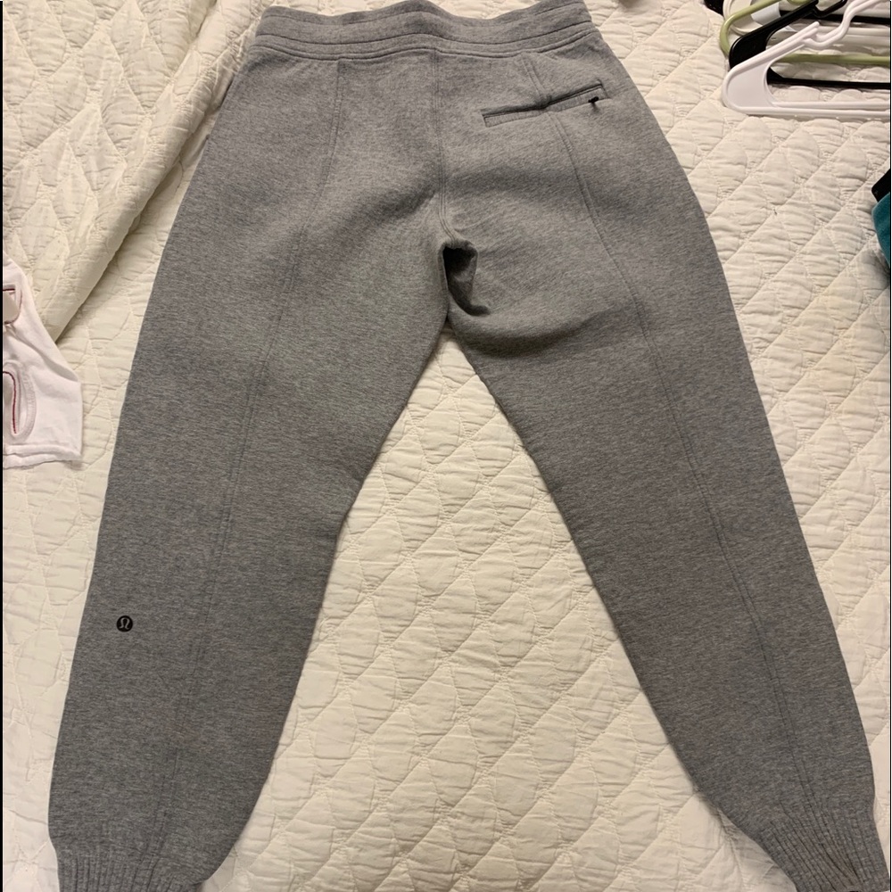 Lululemon joggers